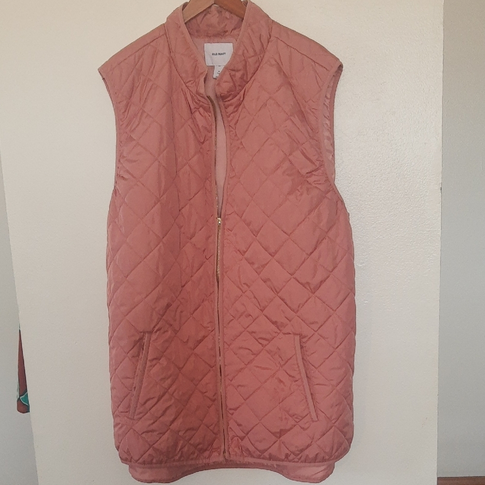 Old Navy Quilted Pink Vest with Relaxed Fit
